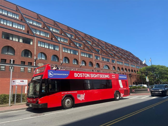 tour package bus image 0